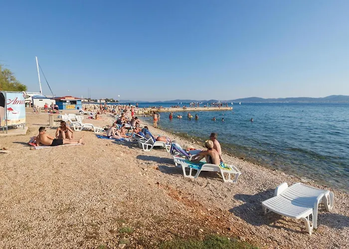 2 Bedroom Gorgeous In شقة زادار